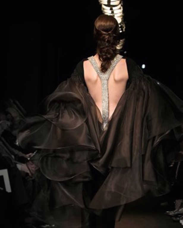إبداعات Stephane Rolland للأزياء الفاخرة في عرض ربيع وصيف ٢٠١٦