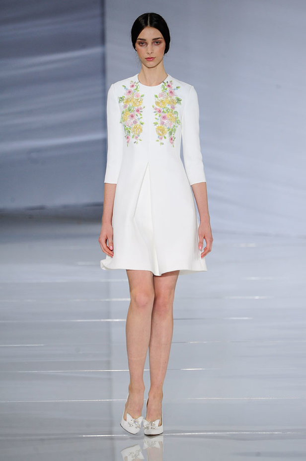 جورج حبيقة: الشتاء ينبض بالزهور والأنوثة