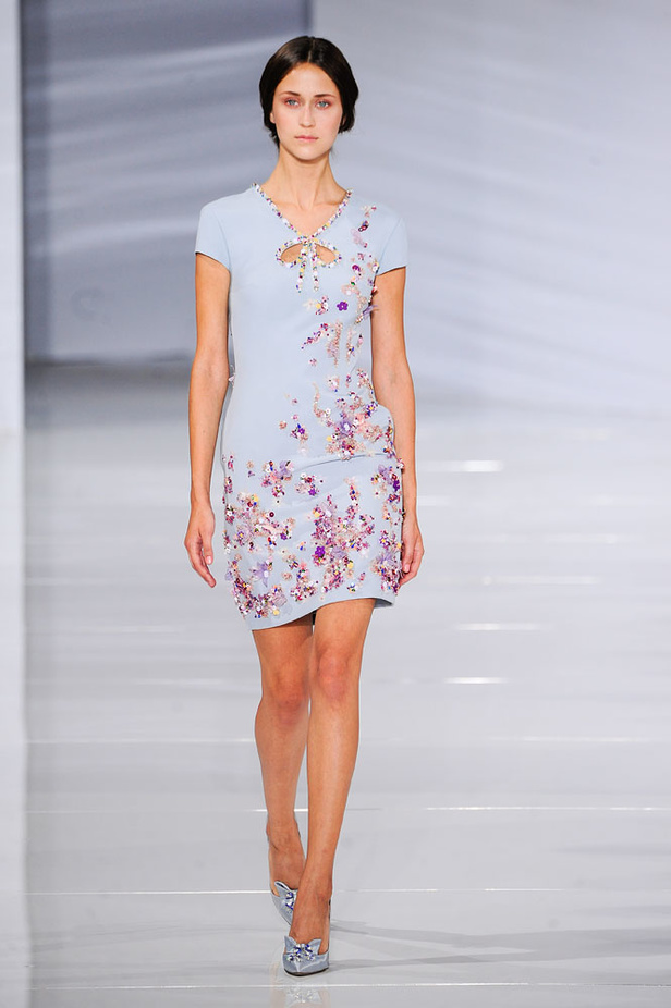 جورج حبيقة: الشتاء ينبض بالزهور والأنوثة