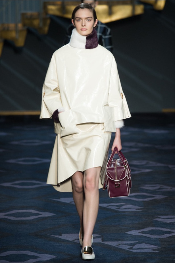 Tod’s: أناقة جلدية ببساطة استثنائية