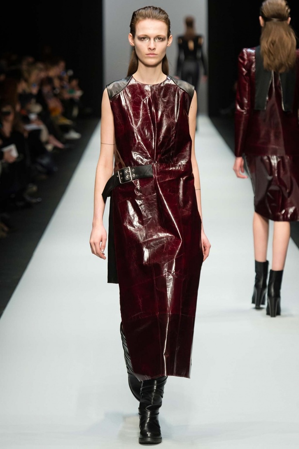 تصاميم بروح حسيّة ومتمرّدة في مجموعة Guy Laroche