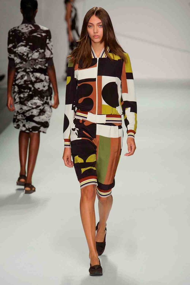 حرير JASPER CONRAN يصنع ربيعك الخاص