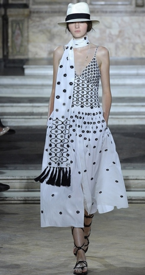 مجموعة Temperley London لربيع و صيف 2016