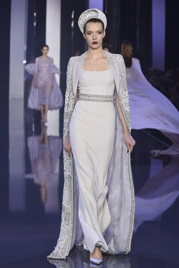 Ralph & Russo مجموعة تحبس الأنفاس!