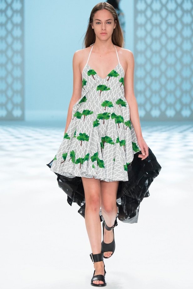 Chalayan واتقان فن البساطة