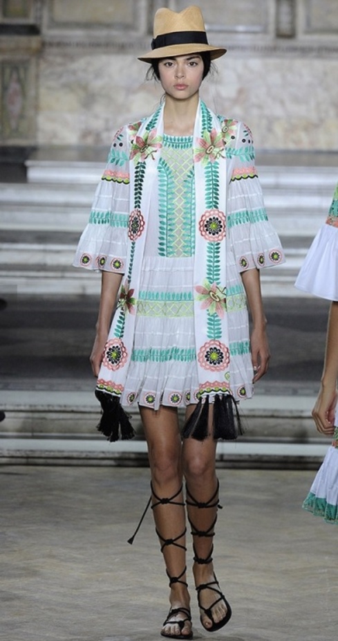 مجموعة Temperley London لربيع و صيف 2016