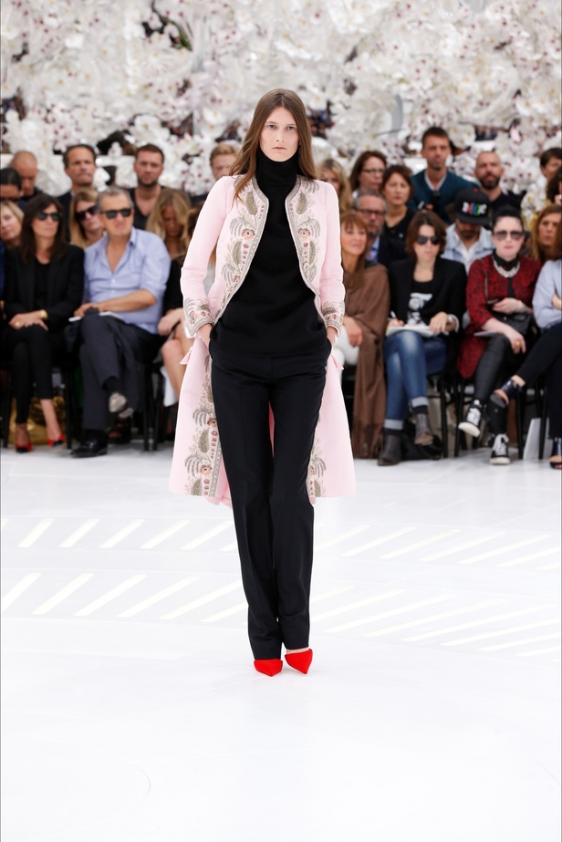 أميرات Christian Dior بين التاريخ والمستقبل