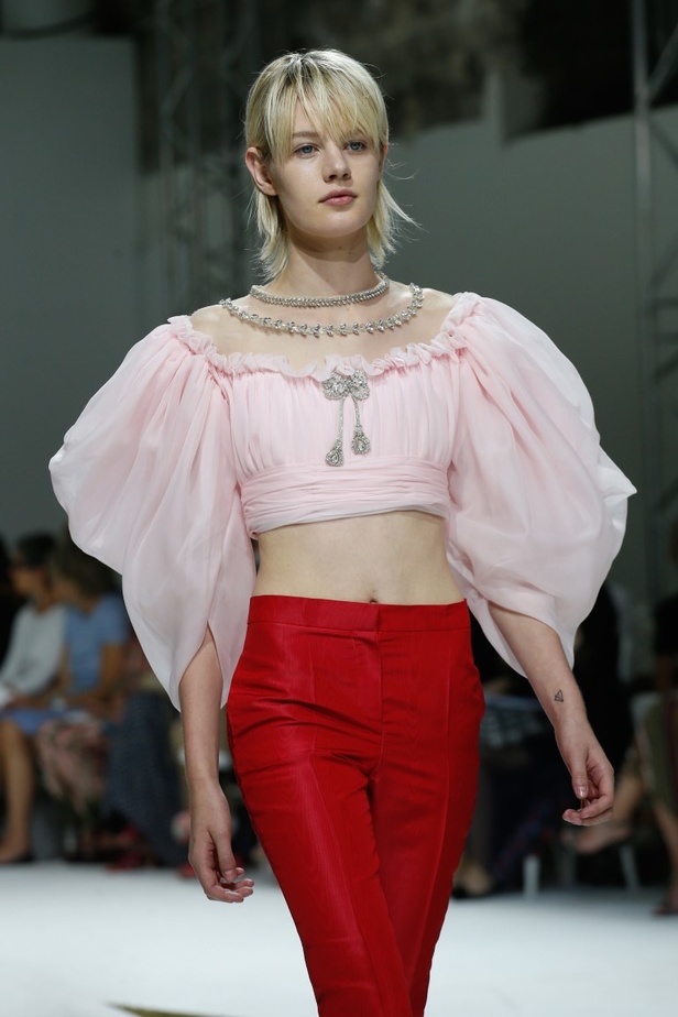 مجموعة Giambattista Valli للهوت كوتور لموسم خريف 2016