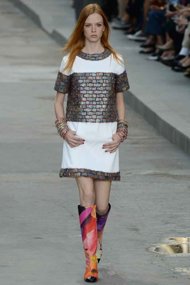 Chanel حرب لونية... ودعوة للسلام والمساواة