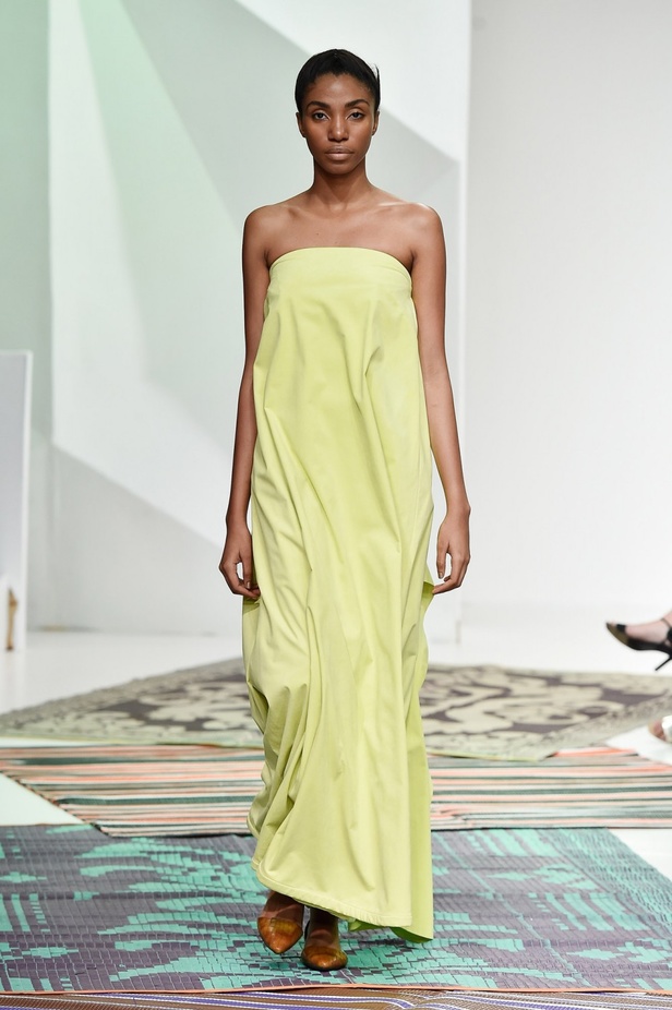 عرض ازياء Taller Marmo لربيع و صيف 2016