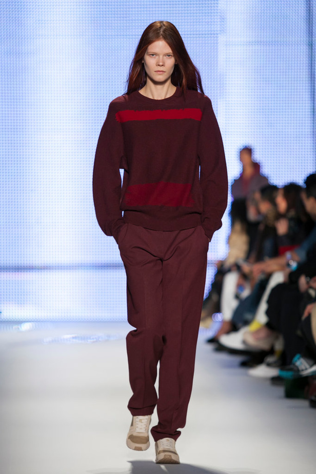 LACOSTE: أناقة لا تعرف التعب