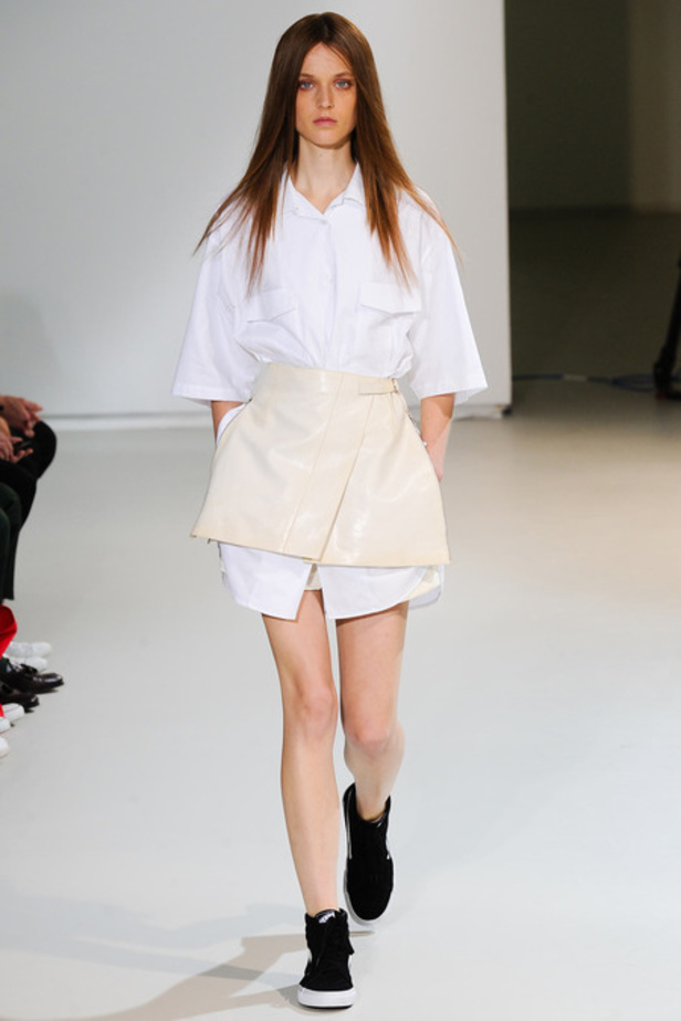 Yang Li: الاسلوب الذكوري رمز الخفة والراحة