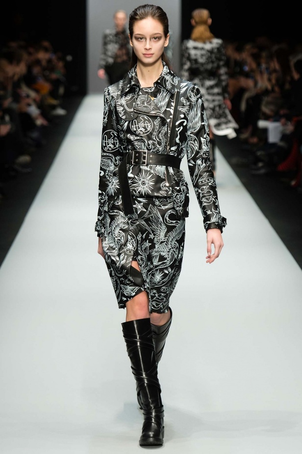 تصاميم بروح حسيّة ومتمرّدة في مجموعة Guy Laroche