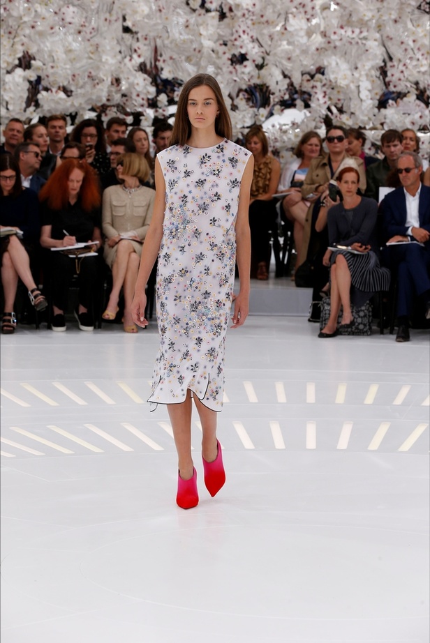 أميرات Christian Dior بين التاريخ والمستقبل