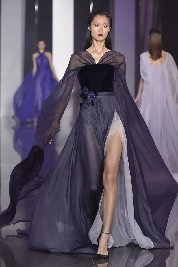 Ralph & Russo مجموعة تحبس الأنفاس!