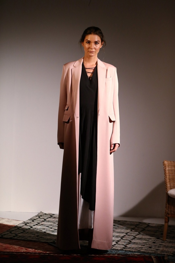 عرض ازياء Bouguessa لربيع و صيف 2016