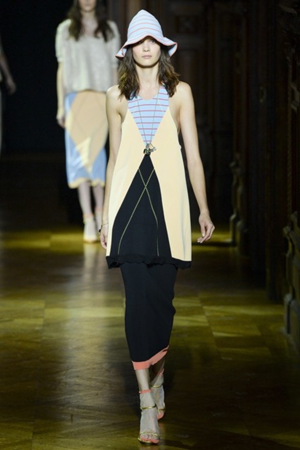 Sonia Rykiel : بلمسات كندية جديدة..