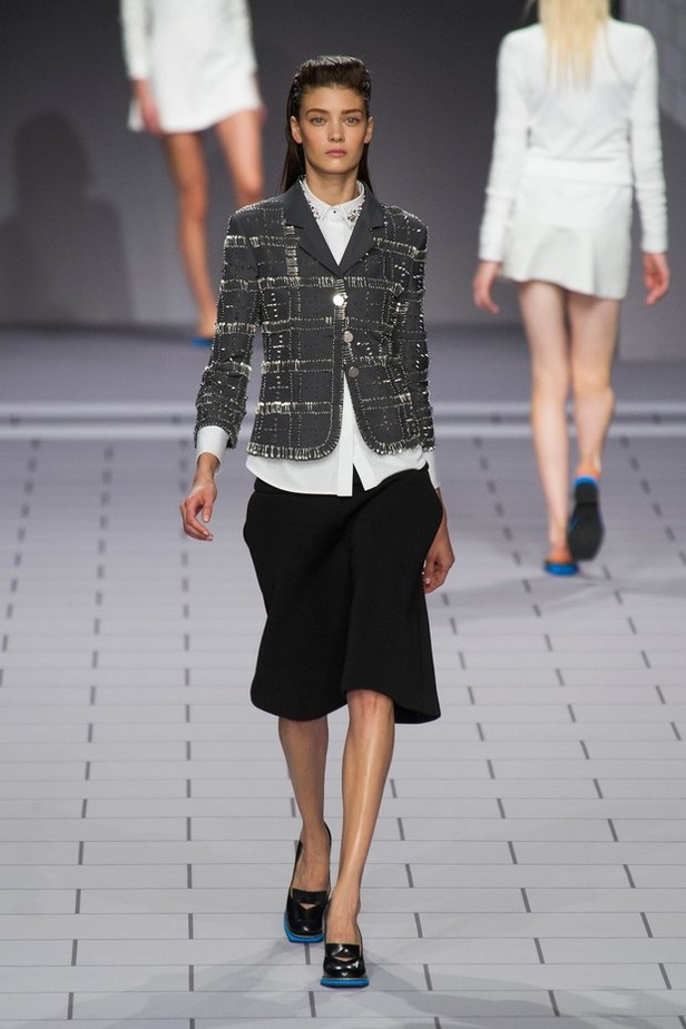 Viktor and Rolf : الزي المدرسي الكلاسيكي...