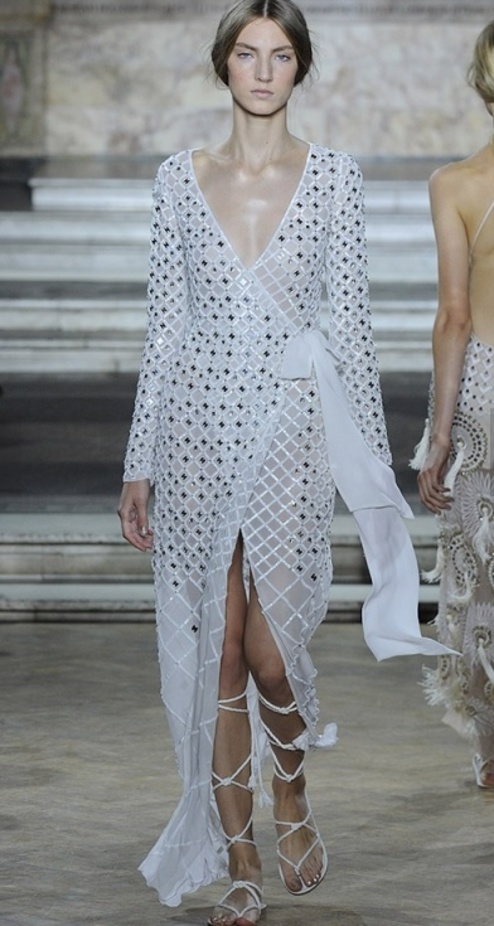 مجموعة Temperley London لربيع و صيف 2016