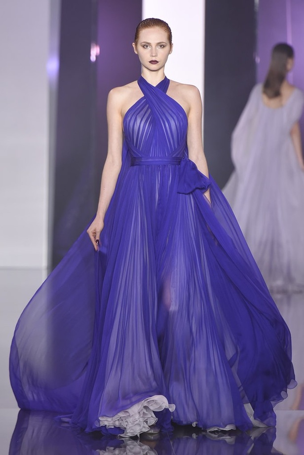 Ralph & Russo مجموعة تحبس الأنفاس!