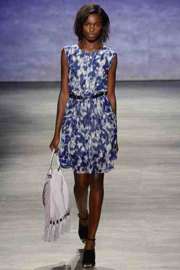 مع ربيع Rebecca Minkoff تمسكي بآخر خيوط الفرحة