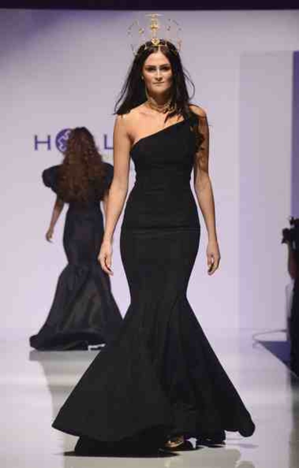 الأناقة الكلاسيكية تجد ضالتها عند Michael Costello