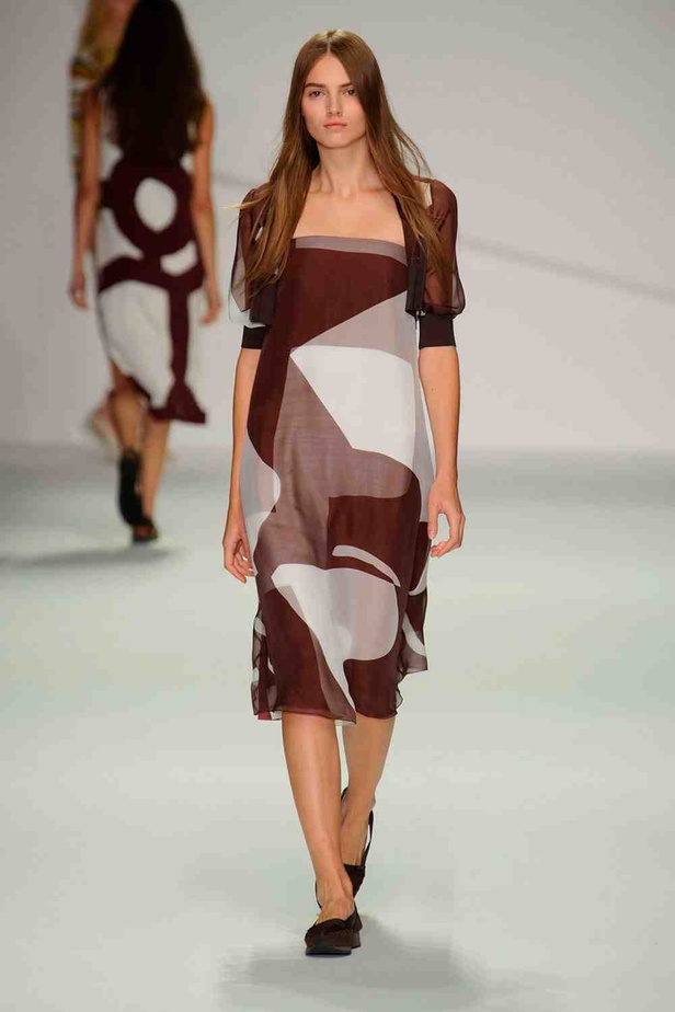 حرير JASPER CONRAN يصنع ربيعك الخاص