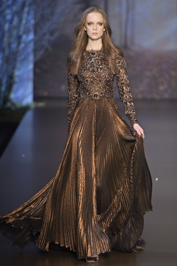 دعوة إلى حديقة Ralph&Russo المسحورة 