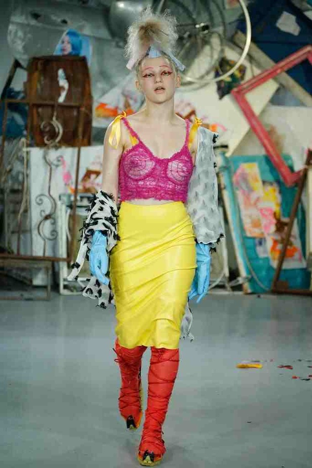 أرفضى كل القيود مع ربيع MEADHAM KIRCHHOFF