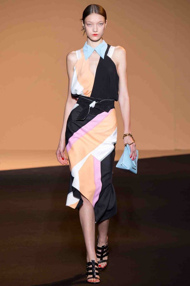 أزهار الرغبة تتفتح مع ربيع ROLAND MOURET 