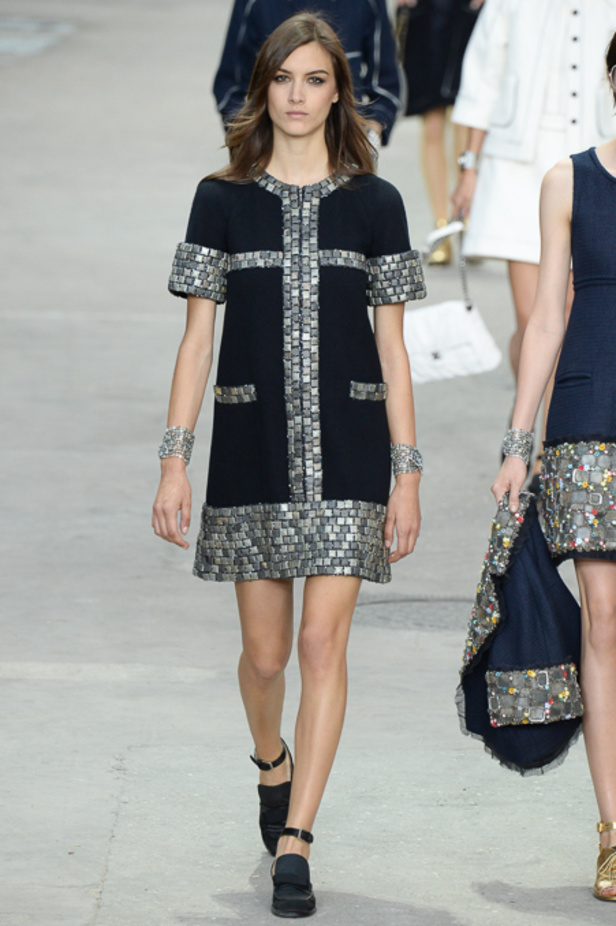 Chanel حرب لونية... ودعوة للسلام والمساواة