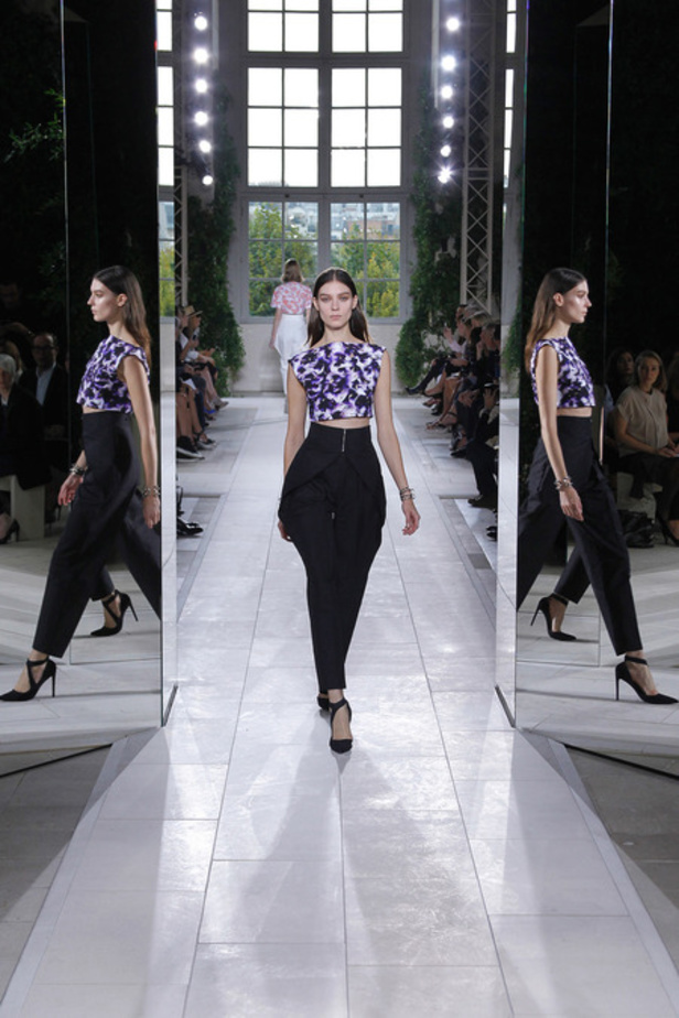 Balenciaga: البصمة فاتنة وهادئة