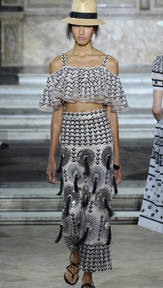 مجموعة Temperley London لربيع و صيف 2016