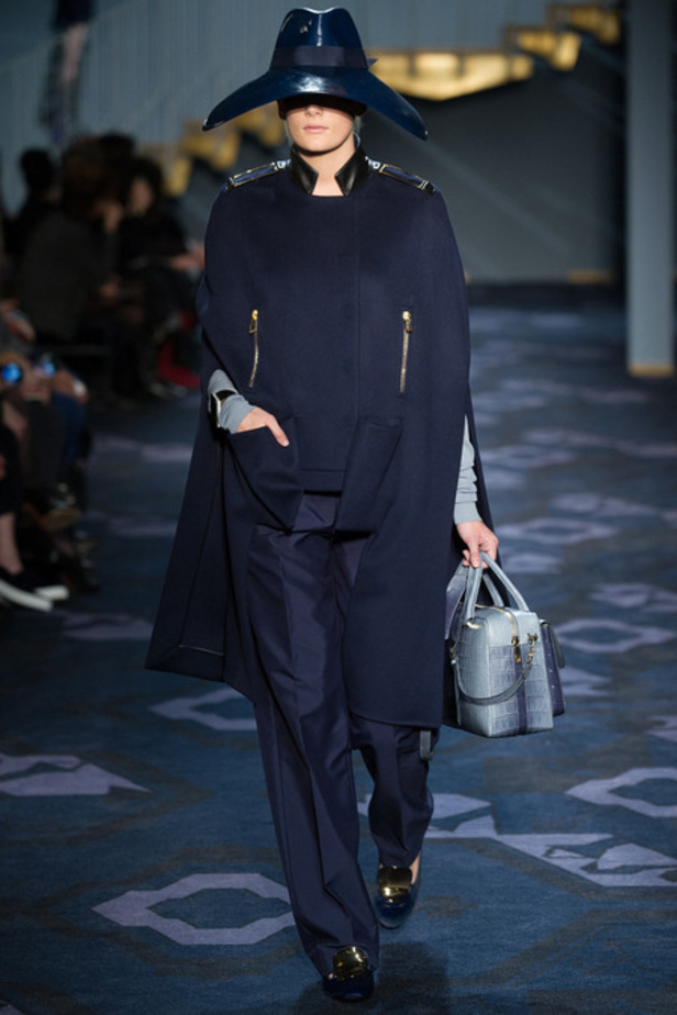 Tod’s: أناقة جلدية ببساطة استثنائية