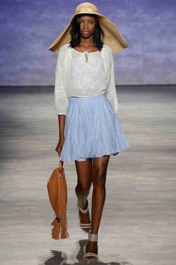 مع ربيع Rebecca Minkoff تمسكي بآخر خيوط الفرحة