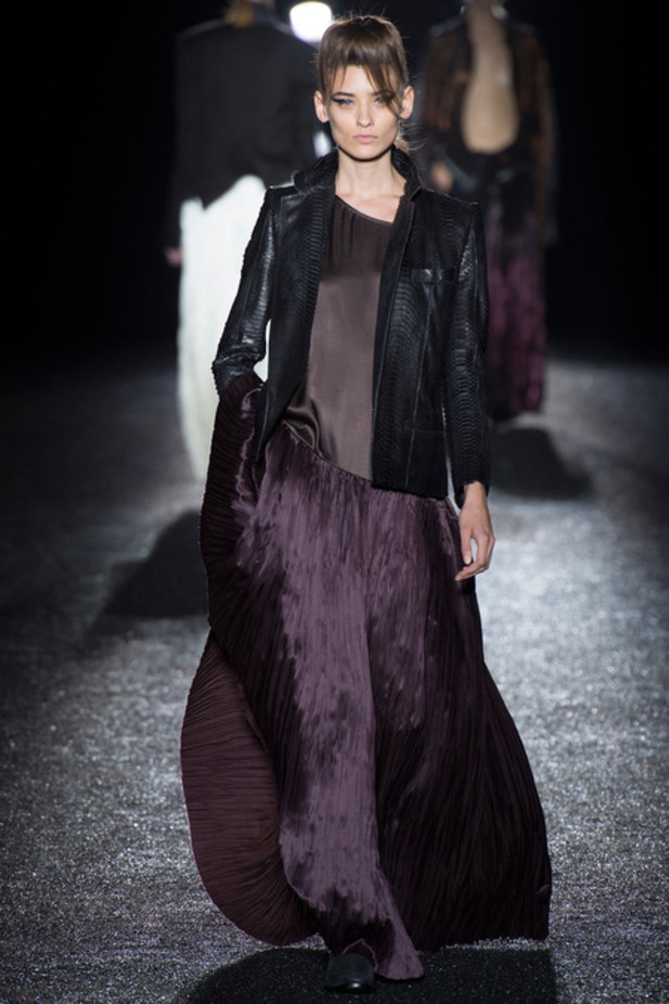 Haider Ackermann تفاصيل غنية لامرأة قوية