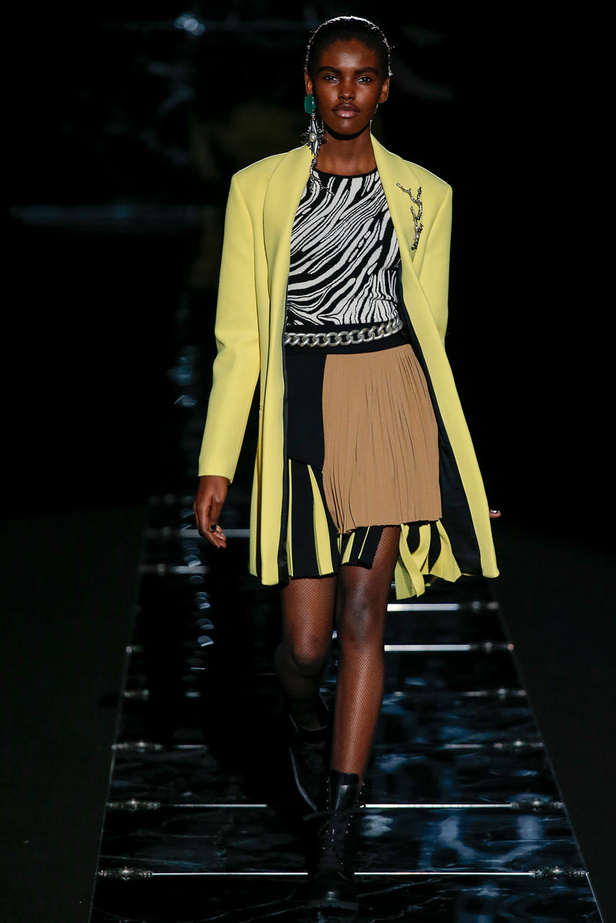 جرأة وفن متمرّد في مجموعة "Fausto Puglisi"