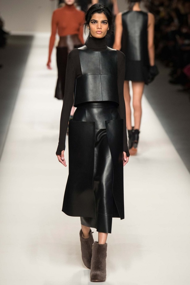 الفرو سيّد الأناقة في مجموعة   Fendi