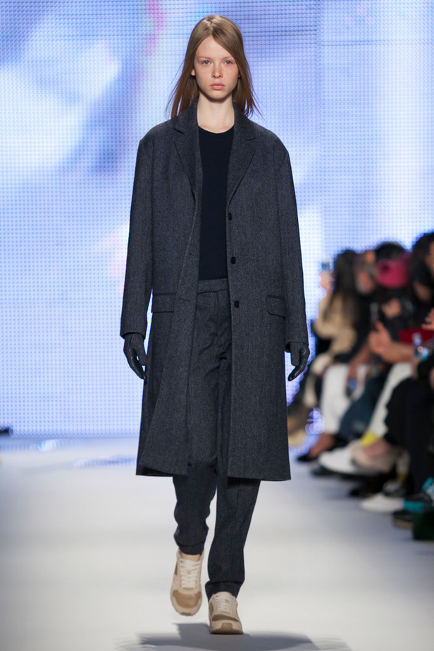 LACOSTE: أناقة لا تعرف التعب