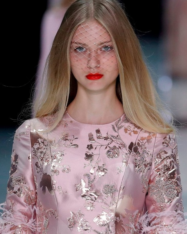 عرض ازياء رالف وروسو هوت كوتور ربيع 2018