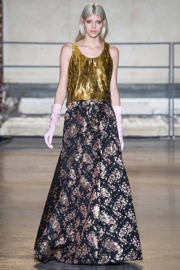 Rochas... أناقة مثيرة ينقصها الجمال