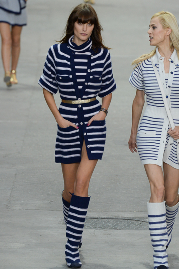 Chanel حرب لونية... ودعوة للسلام والمساواة