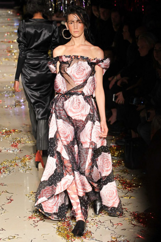 "Vivienne Westwood"... فانتازيّا فوضويّة بامتياز
