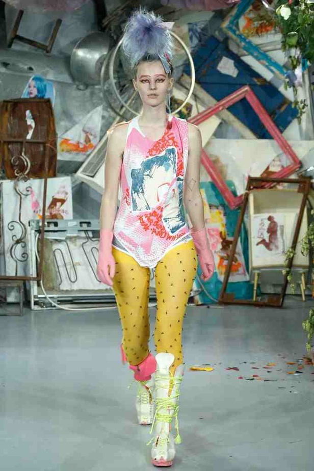 أرفضى كل القيود مع ربيع MEADHAM KIRCHHOFF