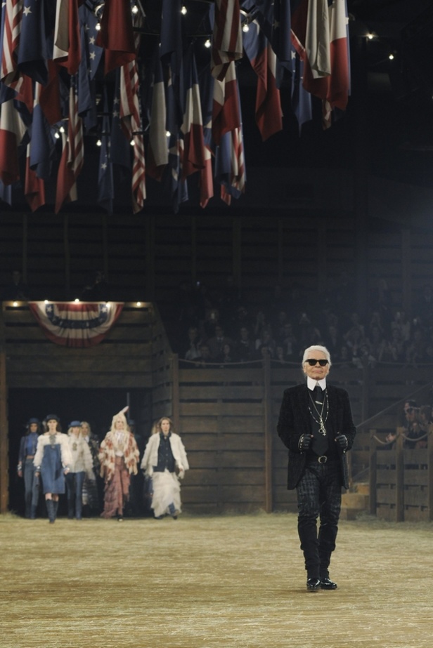 كوكو شانيل تطل من دالاس مرة أخرى