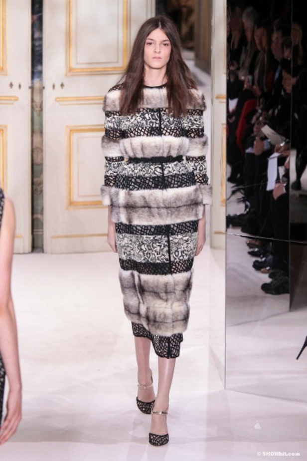 Giambattista Valli - ربيع صيف 2013