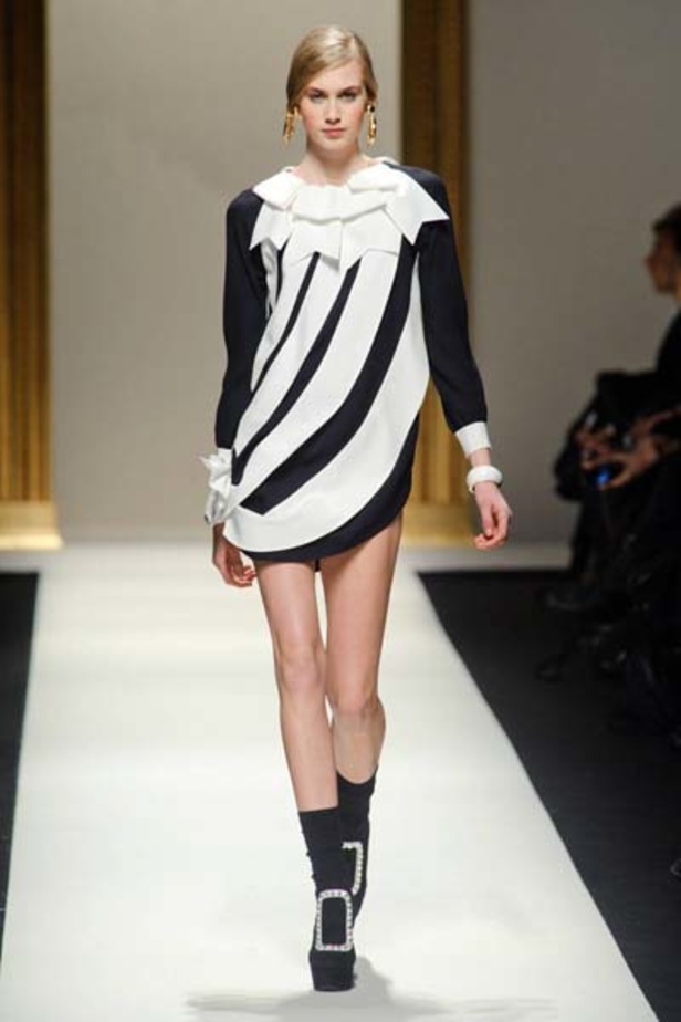 MOSCHINO – خريف وشتاء 2013 