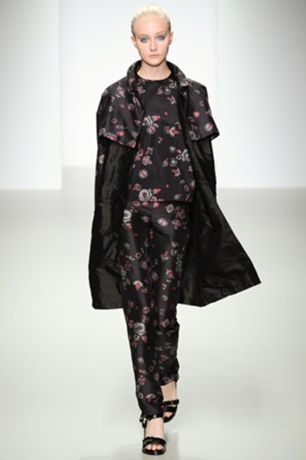 ربيع Emilio De La Morena... أناقة شبابية ناعمة