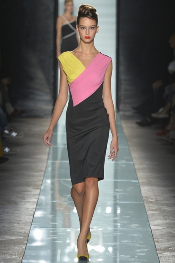 مجموعة Rocco barocco: رؤية ورديّة للحياة