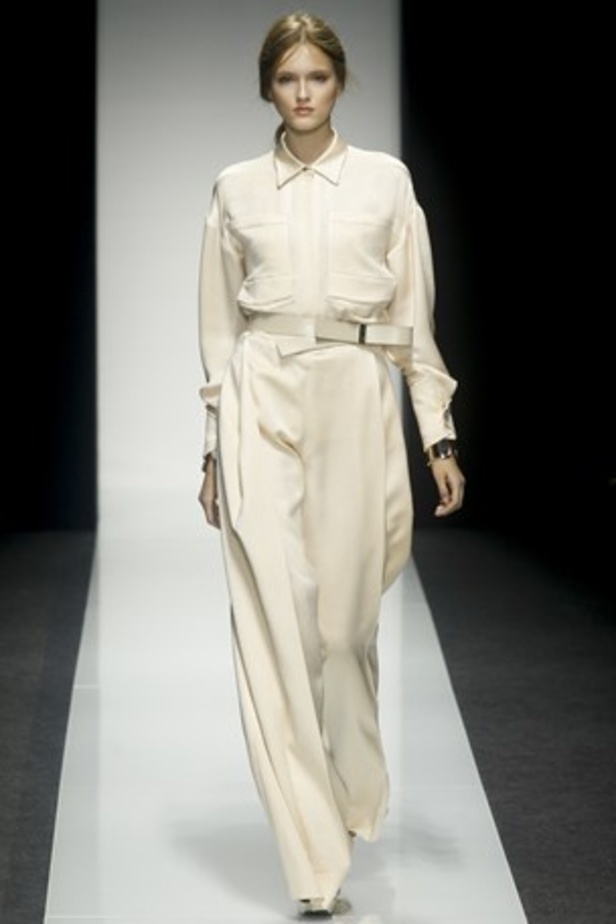 Gianfranco Ferré .. منحوتات أنيقة لمساء صاف